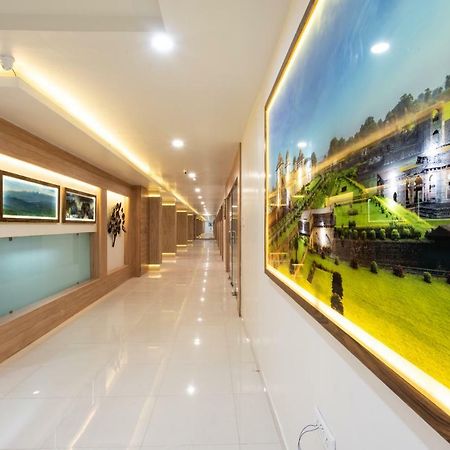 Hotel Drishti,Bhopal Eksteriør bilde