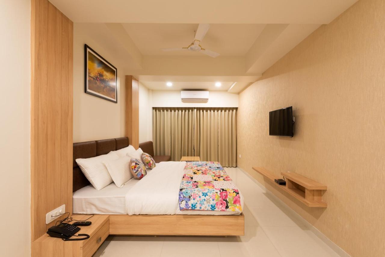 Hotel Drishti,Bhopal Eksteriør bilde