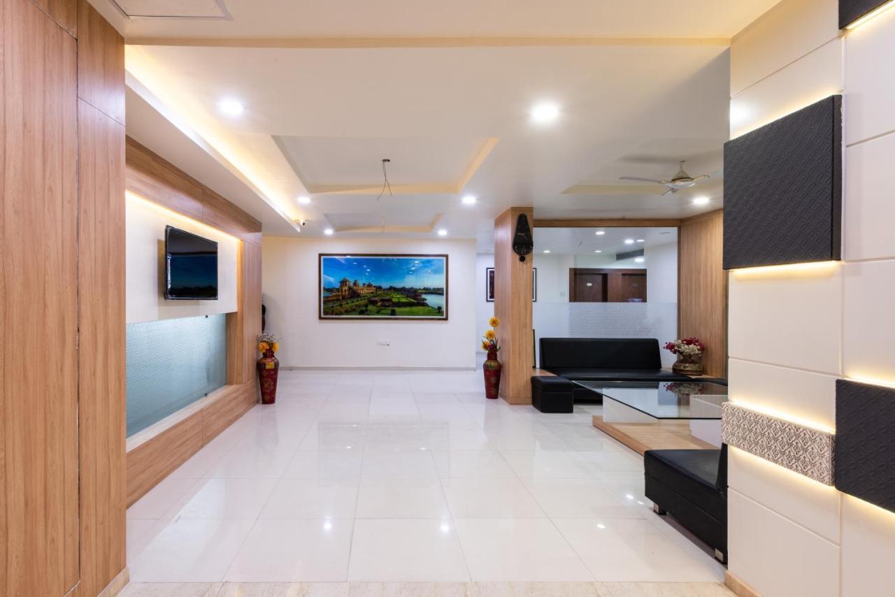 Hotel Drishti,Bhopal Eksteriør bilde