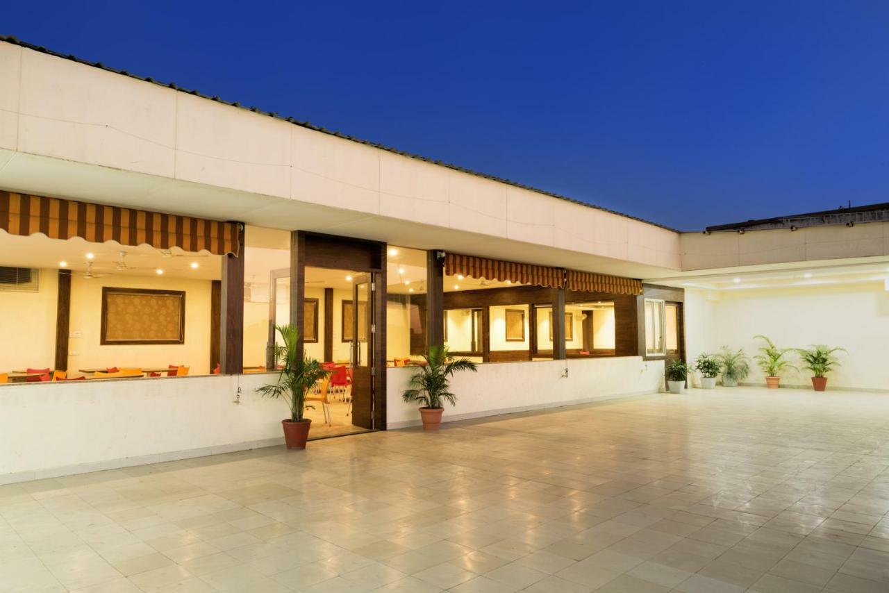 Hotel Drishti,Bhopal Eksteriør bilde